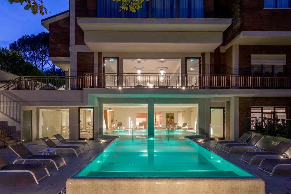 greenpark image Piscina Hotel Green Park