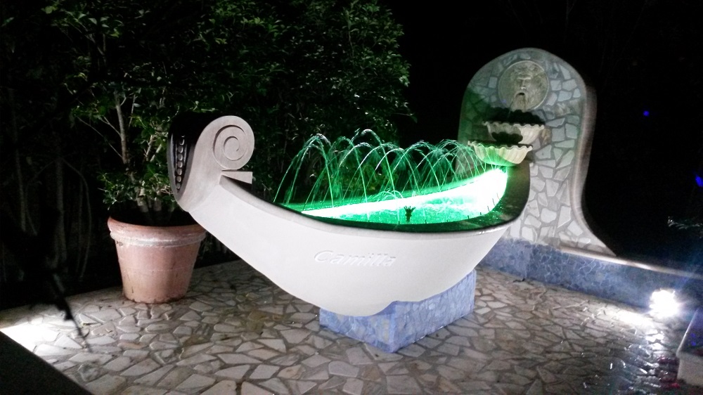 slide3 image La Gondola